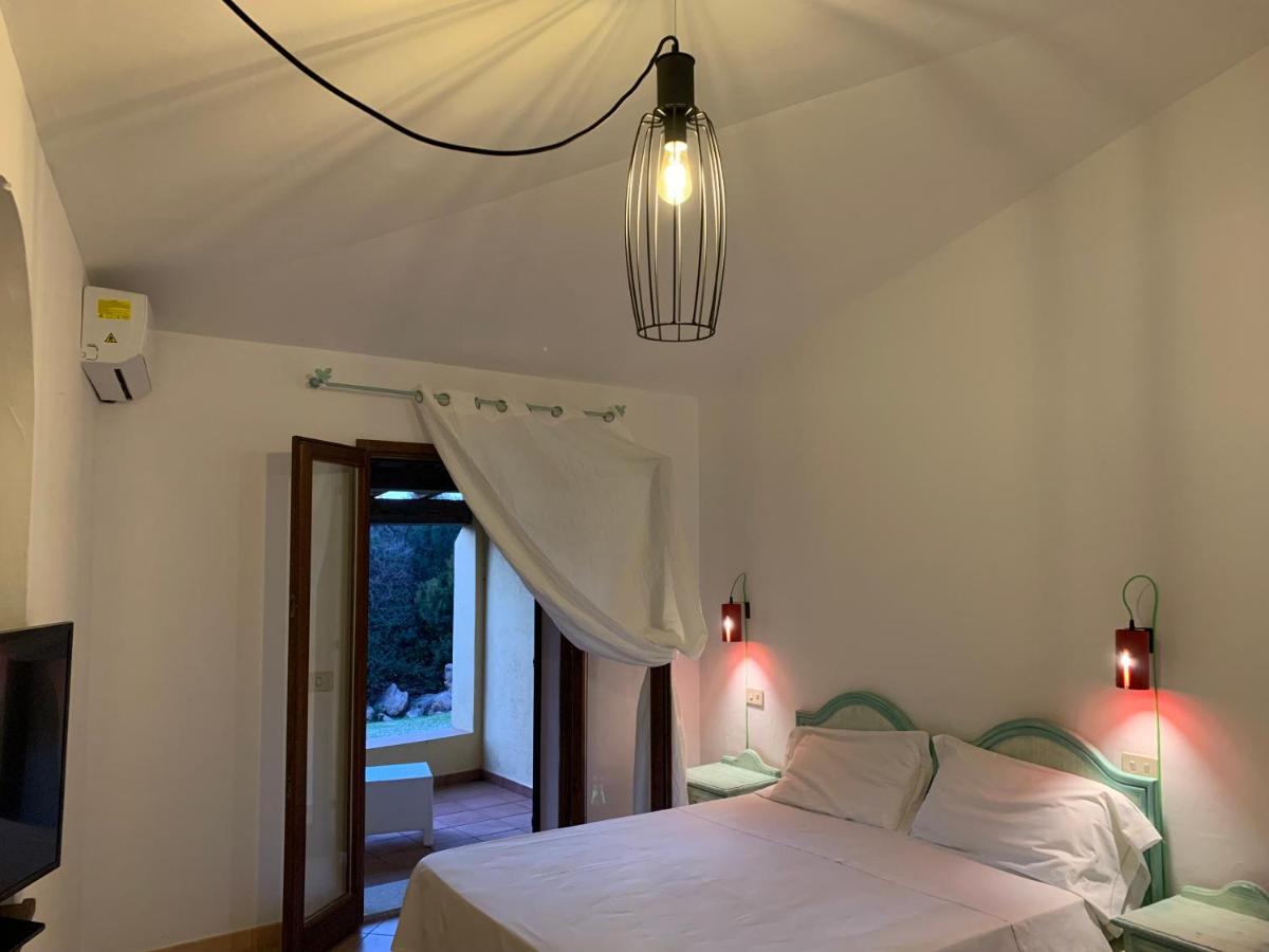 Godo Beach Hotel Baja Sardinia Exterior foto