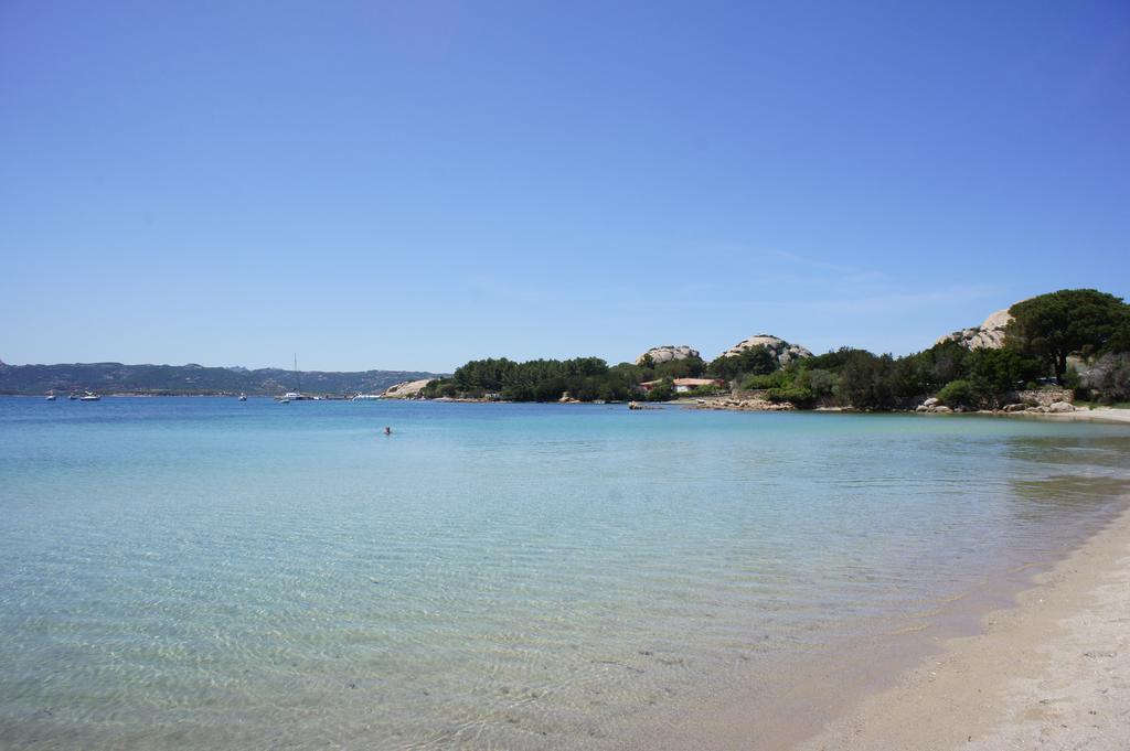 Godo Beach Hotel Baja Sardinia Exterior foto